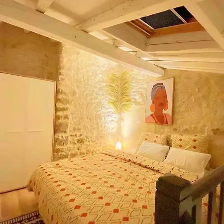 Cocon A Deux Pas Des Arenes - Charme & Confort Lägenhet *